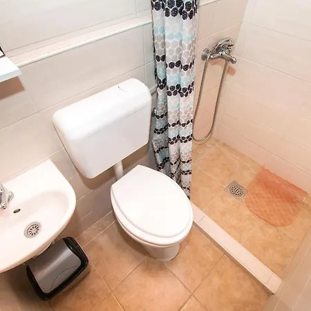 House Stone Curlew 3 Vikendica