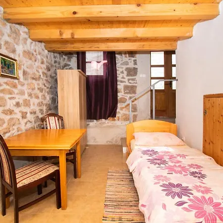 Ferienhaus House Stone Curlew 3 Lisane Tinjske